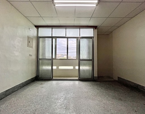 整棟出租1+2F✨3+1房1廳2衛1陽✨台水電✨門口可停車 - Image 12