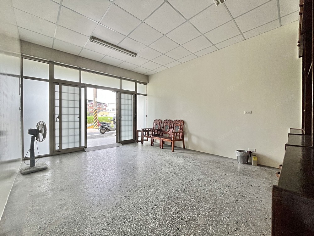 整棟出租1+2F✨3+1房1廳2衛1陽✨台水電✨門口可停車 - Image 1