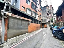 新店後街新店總站低總價1樓..