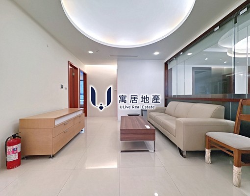 MRT石牌●榮總●溫馨裝潢雙主臥名邸●傭人房平車露天泳池 - Image 3