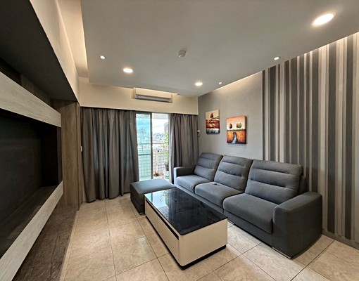 全新裝潢北屯三房二廳二衛二陽台含車位 - Image 1