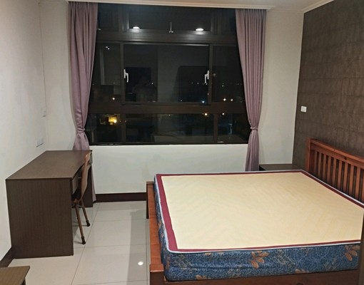 北田春天套房8.5坪大房間,有陽台 - Image 1