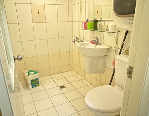 台科技大學旁/正一房一廳/家具家電全配/稀有電梯房~可租補 - Image 7