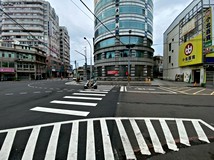 中華路頭份正市區下公園黃金..