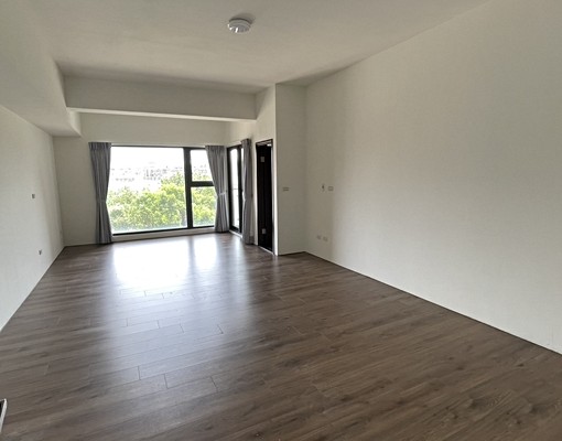 八里上品苑採光大四房車 - Image 4