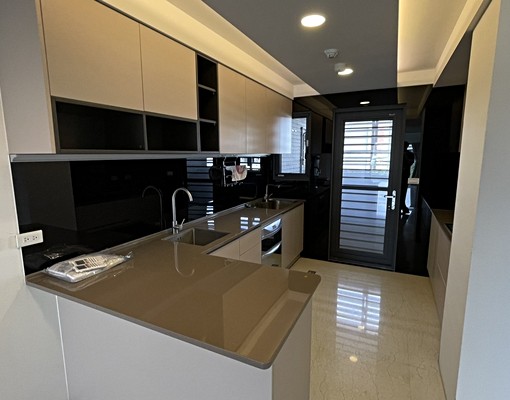 八里上品苑採光大四房車 - Image 8