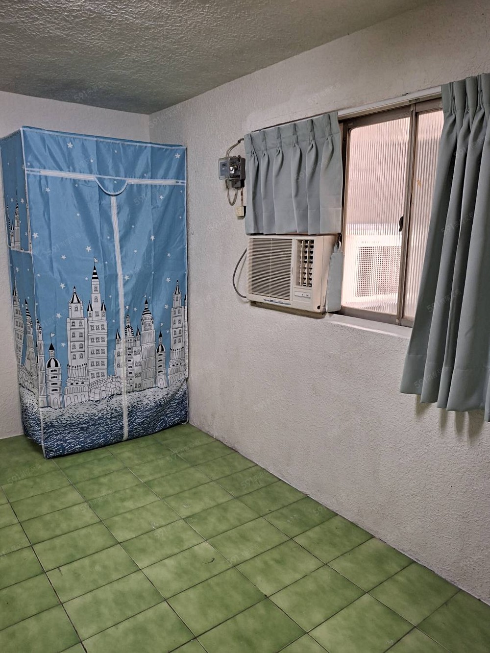 有冷氣.房間涼爽