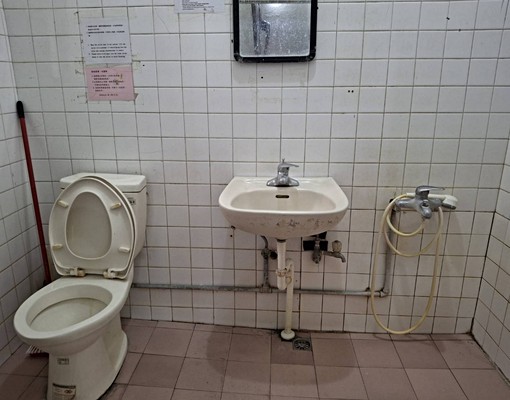 高雄醫學院學生雅房. - Image 14