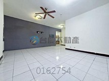立德街獨家~東區LALAPORT|..