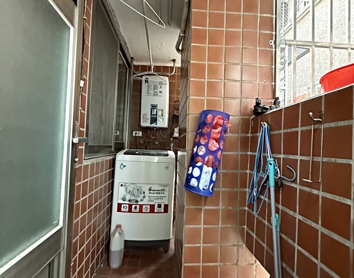 中山醫大慶商圈全新整理3+1房平車採光佳安靜涼爽好住 - Image 5