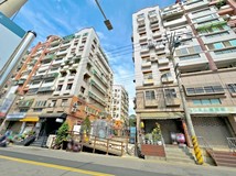 埔頂路專任近好市多【龍山文..