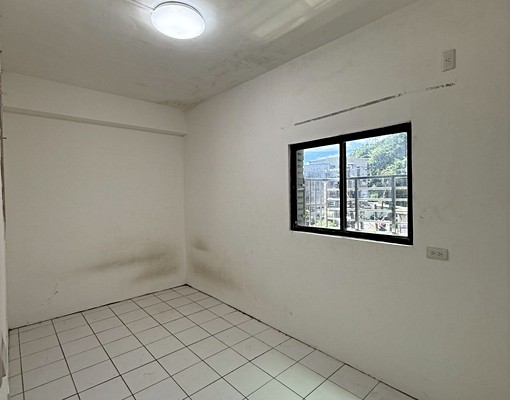 南榮新村景觀3樓~住商市府加盟店鍾文清~ - Image 4