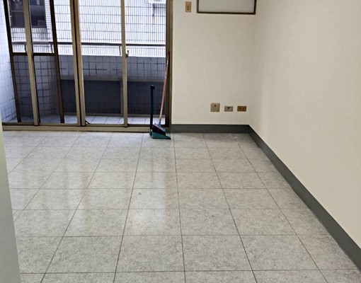 近火車捷運電梯正兩房兩衛3陽台全新整理 - Image 2