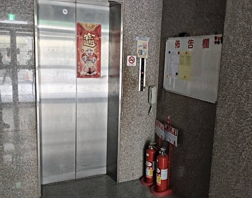 近火車捷運電梯正兩房兩衛3陽台全新整理 - Image 12