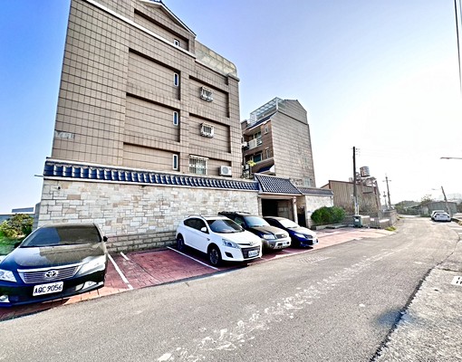 近東海74科學園區🌺整棟別墅五房🌺室內平車 - Image 5