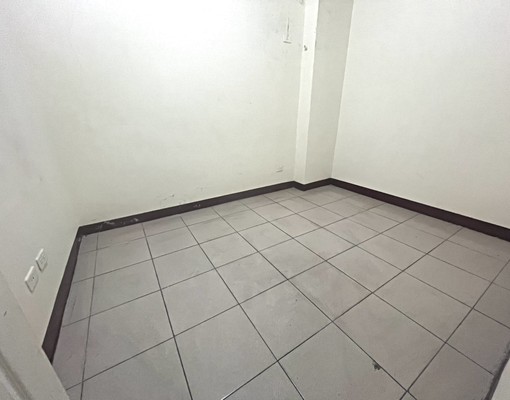 近捷運!前鎮大坪數5房可寵可拜拜可租補 - Image 3