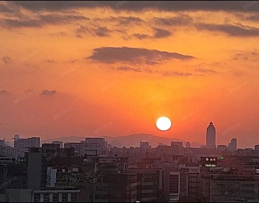 紐約上城挑高稀有露台套房近內湖行中心 - Image 10