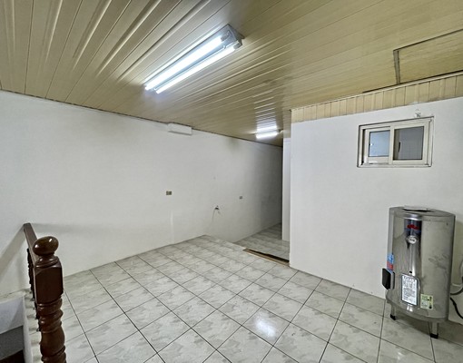 熱河路近商圈爬梯兩房出租✨適合工作室✔️住辦合一✔️ - Image 6