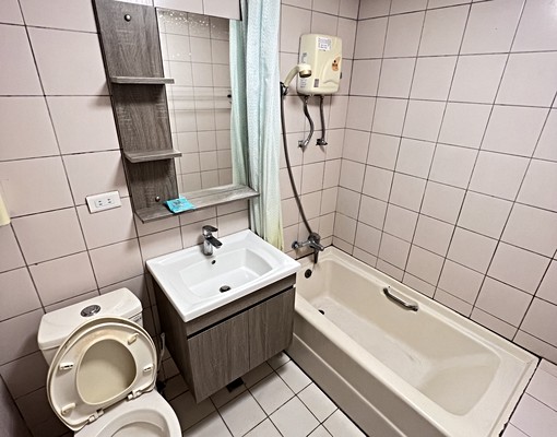 社宅免仲🌟大套房/採光好/大空間🌟可租補 - Image 7