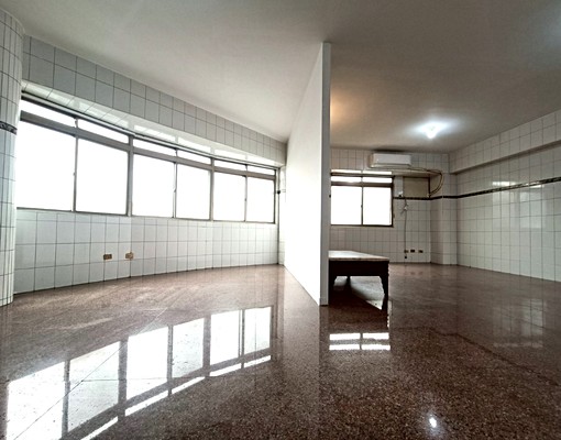 室內60坪有電梯可住辦合一或個人工作室 - 591租屋網 - Image 2