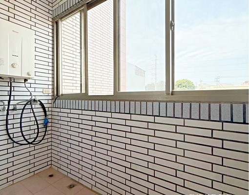 東海★可貓可租補台水電★全新時尚優質裝潢★採光佳★平車超讚 - Image 9