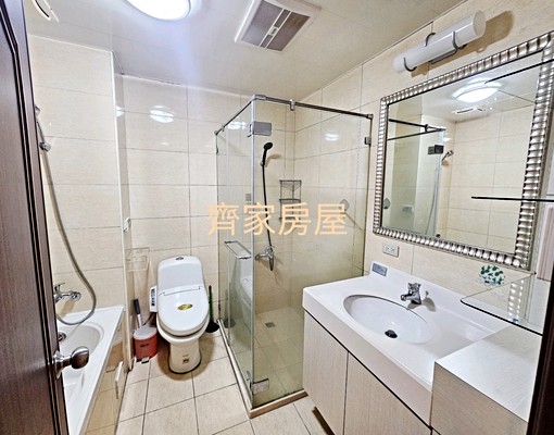 喜來登百貨美食街商圈高鐵接駁車站溫馨方正便利 - Image 4