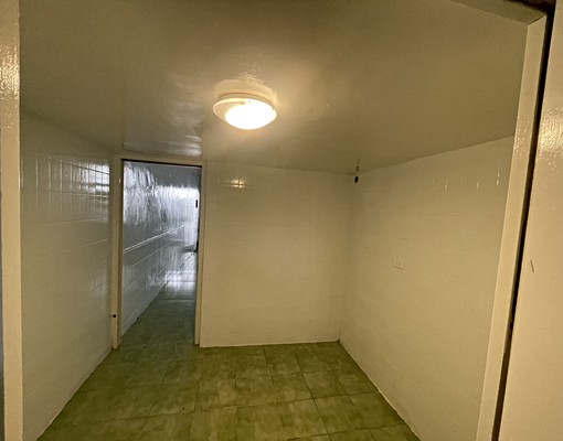 近信義國小捷運站透天店面一樓 - Image 4