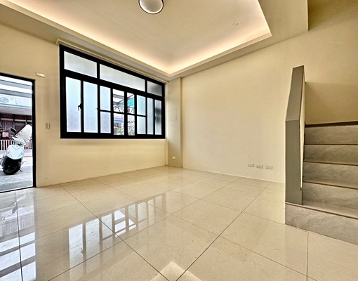 可租補戶籍🔥傢俱可談✅市場低價✨頂級別墅💯 - Image 2