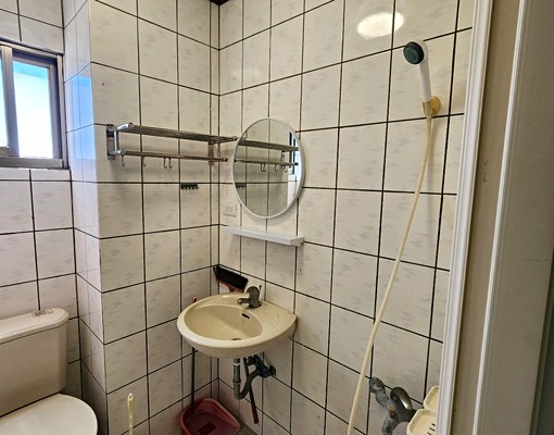 東華大學全新家具電洗脫烘可租補 - Image 2