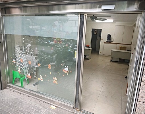 逢甲至善國中旁/巷內透天樓店B1~2樓二房二衛/可營登工作室 - Image 2