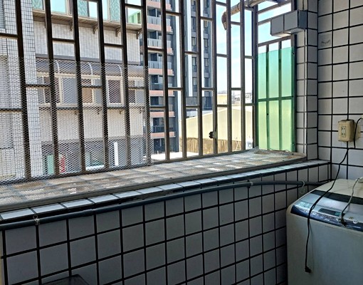 新竹市區-巨城商圈-獨立套房有陽台落地窗 - Image 11