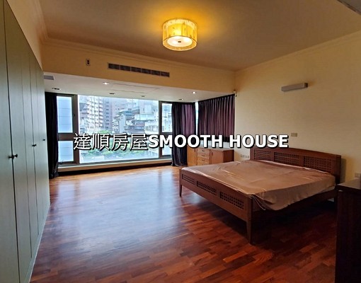近美國日僑學校天母東路新光三越大戶室內超大屋況乾淨漂亮典雅 - Image 12