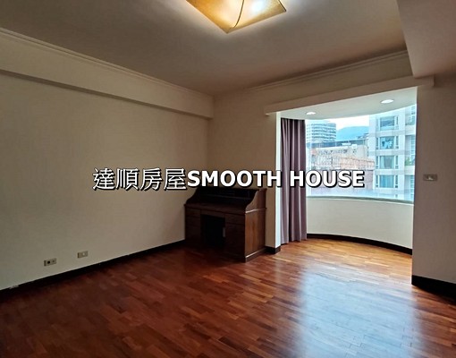 近美國日僑學校天母東路新光三越大戶室內超大屋況乾淨漂亮典雅 - Image 16