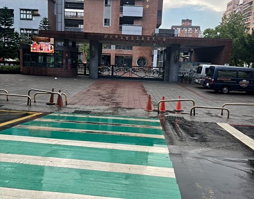 A案★便宜電梯套房/進捷運站 - Image 9