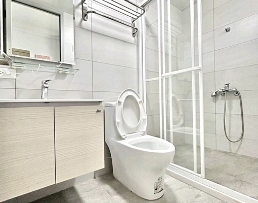 南屯工業區，嶺東旁，雙人大坪數套房，可寵物，仲介費可議 - Image 4