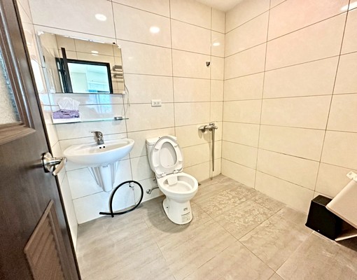 近中科大兩房│可雙租補│台水電│獨洗曬│中島廚 - 591租屋網 - Image 10