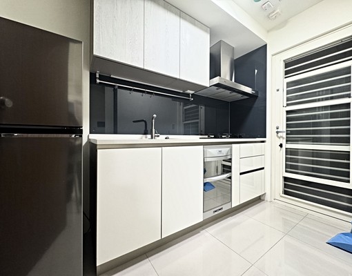 洲際W傢俱電全配永久視野二房平車 - Image 6