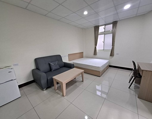 邊間有陽台套房~有市場、學校。獨立~洗衣機 - Image 4