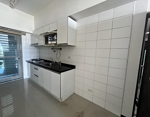 駁二海揚高樓層面海3房平車 - Image 6