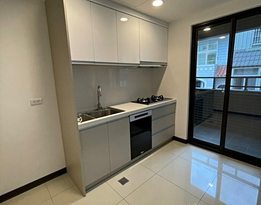 藝文特區一層一戶可工作室可住家 - Image 9