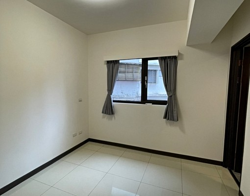 藝文特區一層一戶可工作室可住家 - Image 4