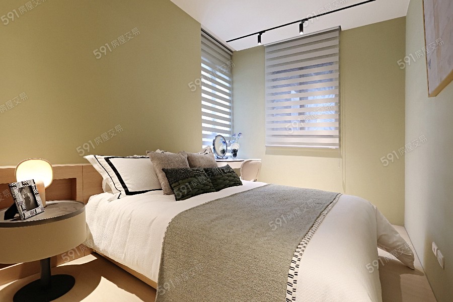 瓏山林大河仰望樣/實品屋