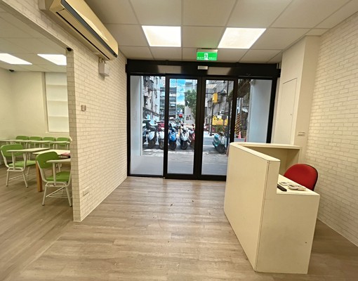 莒光路🏡住辦店皆可🏡門口方便停車 - Image 5
