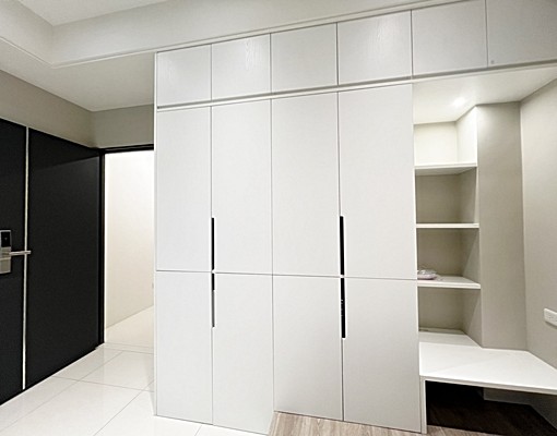 租補獨洗大露台高級家電 - Image 7