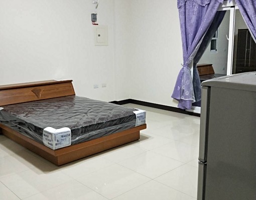 極新大坪數套房,離火車站近,有獨立電表 - Image 2