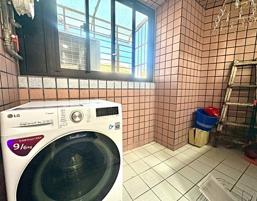 ✨近捷運站🏡可租補含管🏡垃圾代收/電梯3房✨中信達達 - Image 10