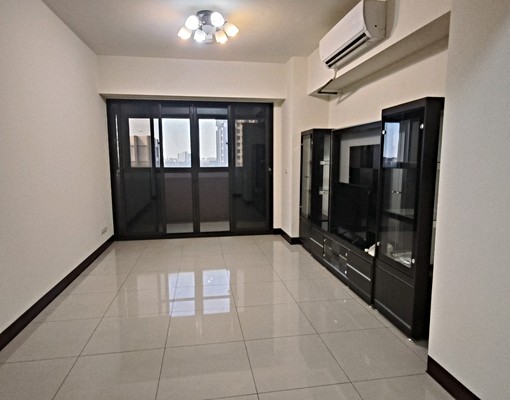 可租補!過嶺近中央大學大三房+平面車位高誠森仰 - Image 1