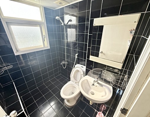 社區兩房可租補★台水電★電梯管理★可入籍 - Image 4