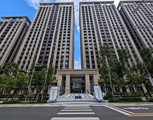 (可申請租屋補助)土城捷運站土城醫院日月光廣場全新三房加車位 - Image 1
