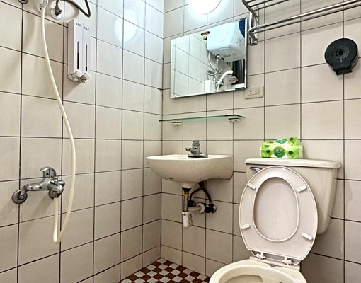 💕大降價~$6000西屯套房/近逢甲/歡迎雙租補💕 - Image 8